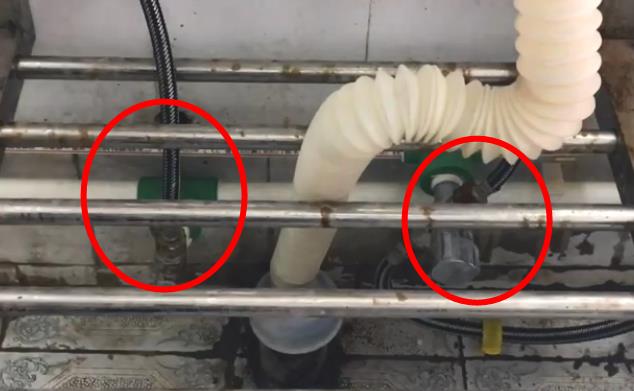 衛(wèi)生間臺(tái)盆水龍頭拆卸圖解,6張步驟大圖帶你全程拆卸! 衛(wèi)生間臺(tái)盆水龍頭拆卸圖解,6張步驟大圖帶你全程拆卸!