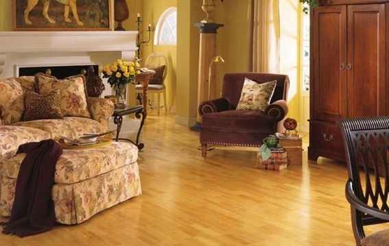 地暖上面鋪什么好？是選擇地板呢？還是瓷磚呢？