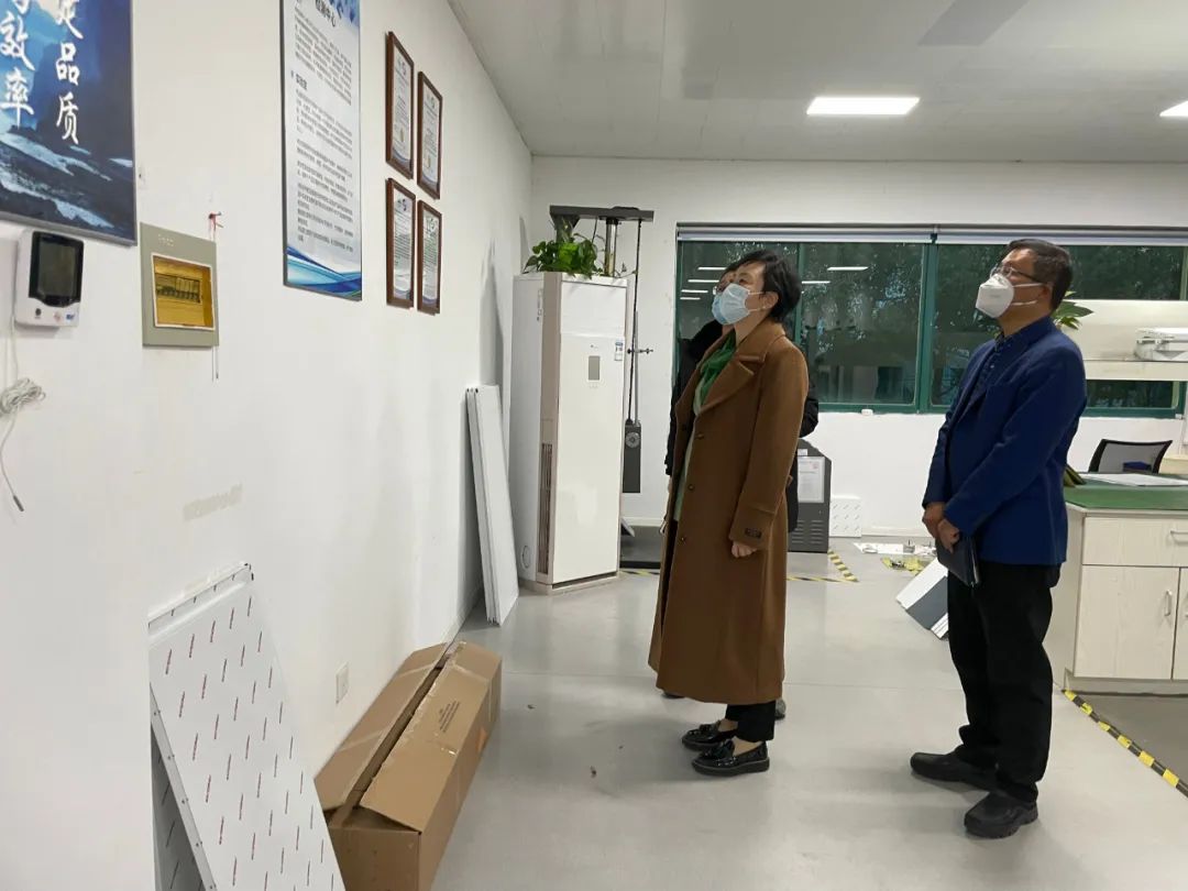 松江區(qū)副區(qū)長(zhǎng)及政府眾領(lǐng)導(dǎo)蒞臨龍勝走訪調(diào)研 松江區(qū)副區(qū)長(zhǎng)及政府眾領(lǐng)導(dǎo)蒞臨龍勝走訪調(diào)研