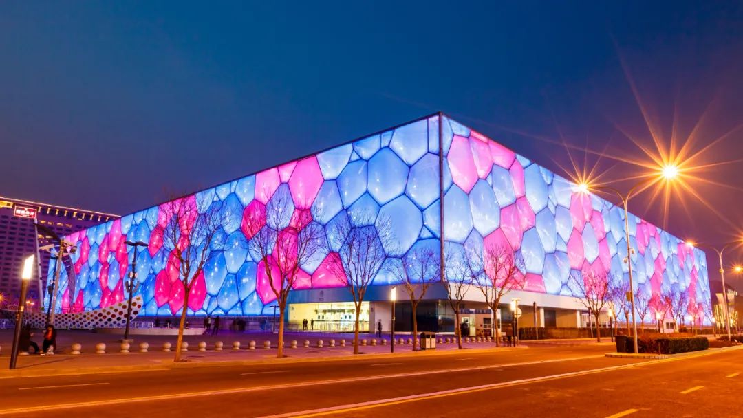 來雙奧館看龍勝管在“Colourful Cube”的藝術美學吧！